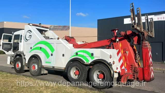 Dépanneuse poids lourds